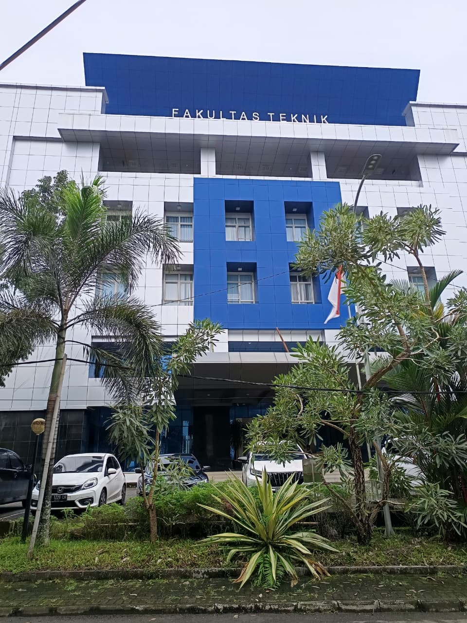 Gedung Dekanat Fakultas Teknik